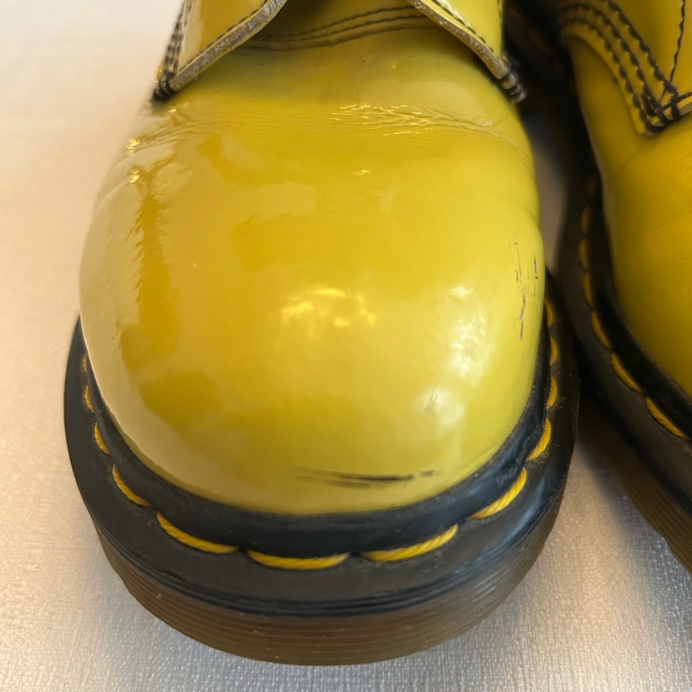 Vintage 1990’s Dr Martens Women’s Smooth Yellow Lace Up Boots - Picture 11 of 16
